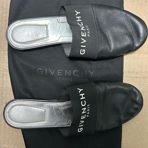 Givenchy Slip On Mule (38)
